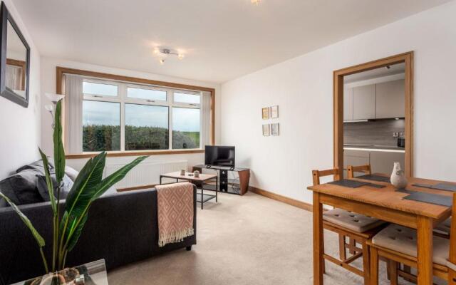 West Sands - Donnini Apartments