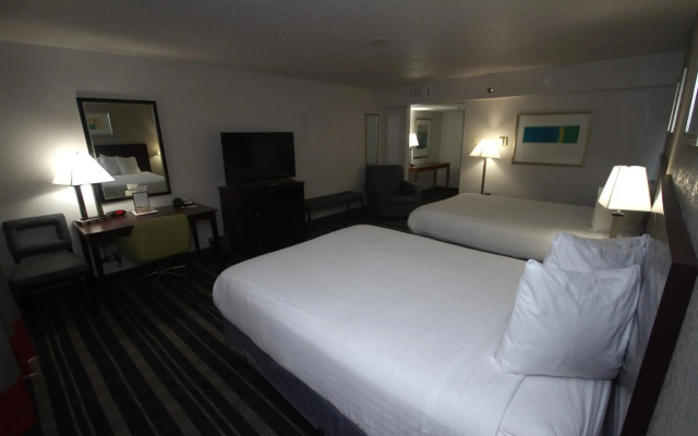 Atrium Hotel and Suites DFW Airport South