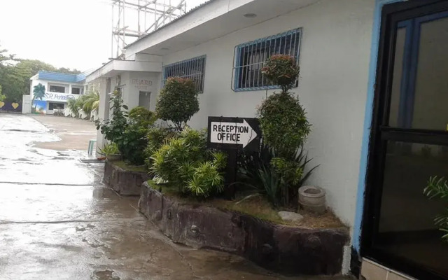 S.R Paradise Beach Resort Hotel