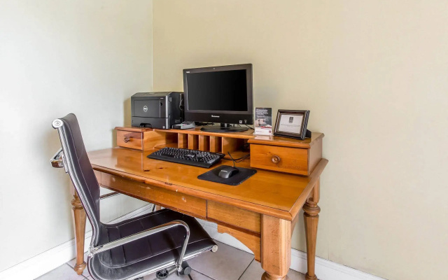 Comfort Suites Southport - Oak Island