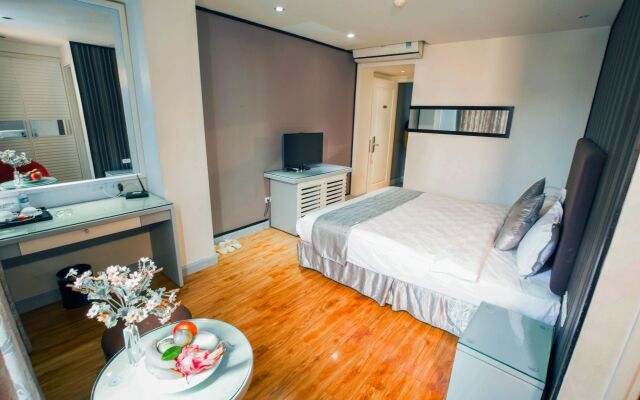 Riverside Boutique Hotel