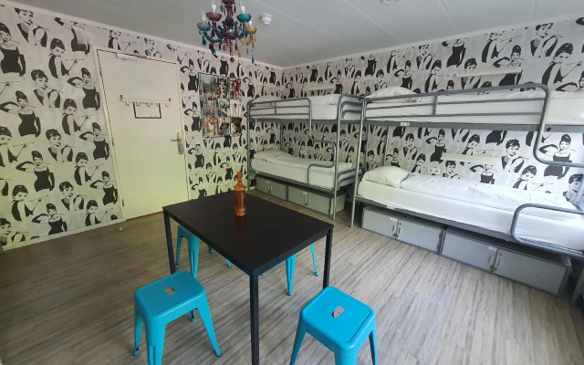 Dutchies Hostel