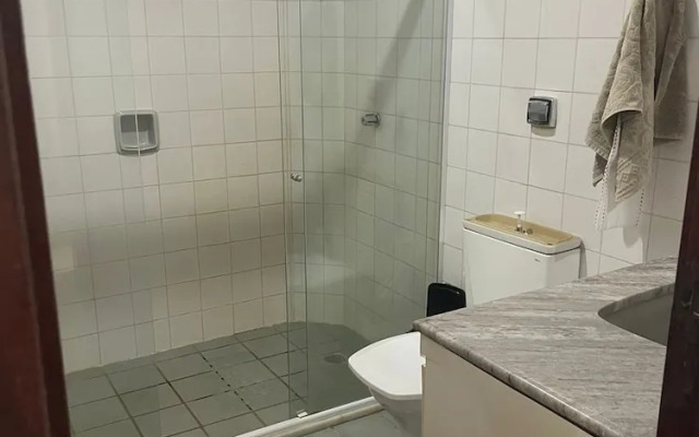 Quarto com 2 camas de solteiros