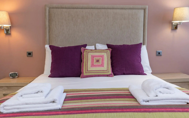 Swan Revived Hotel