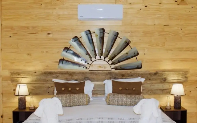 Windmill Country Retreat (The)