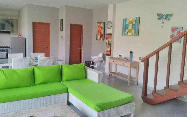 Sunshoot Villa Sandat