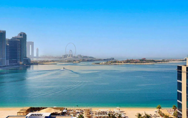 Tumbi Hotel Dubai The Palm, Tapestry Collection by Hilton	