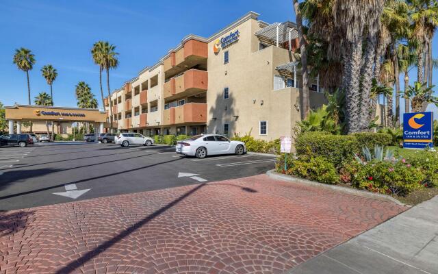 Comfort Inn & Suites Huntington Beach