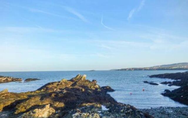 Glan Y Mor
