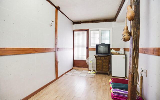 Jeonju Harokdang Pension