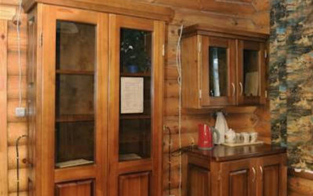 Tri Bani Guest House