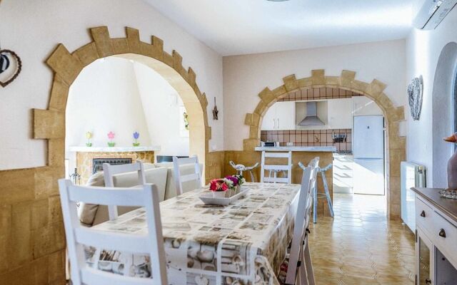 Villa Loly