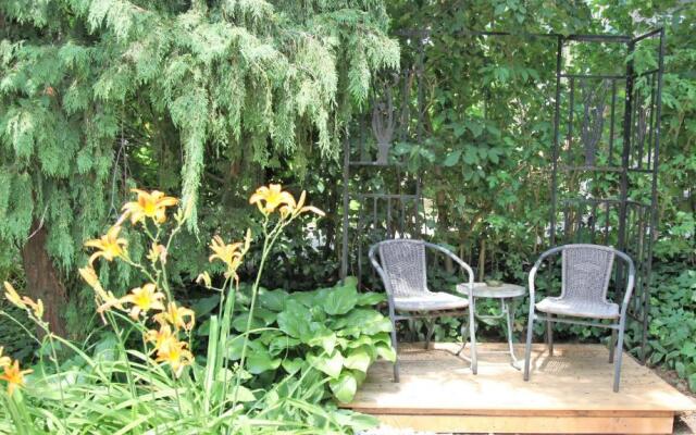 Ambiance by the Falls B&B