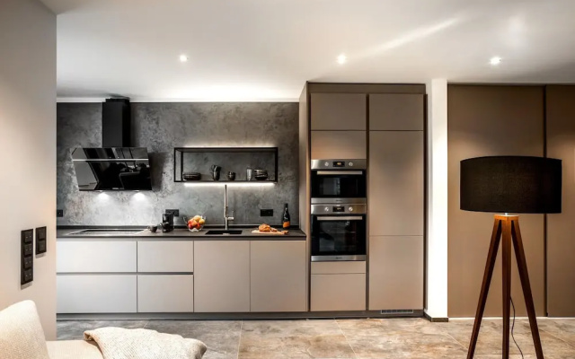 Primera Apartments