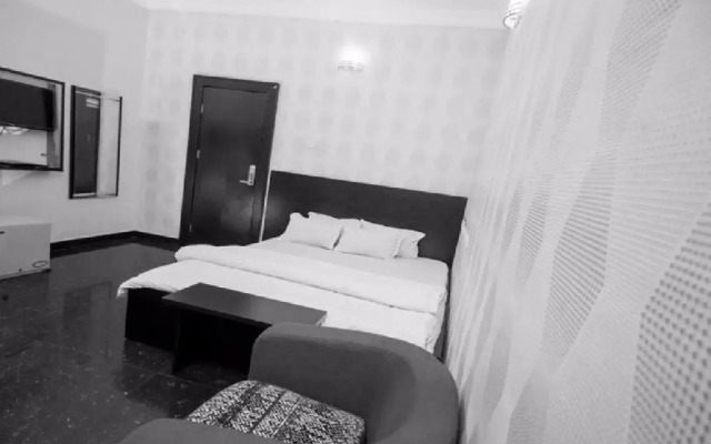 Grace Manor Hotels and Suites