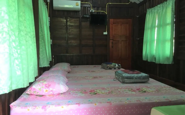 Baan Pak Wangthong