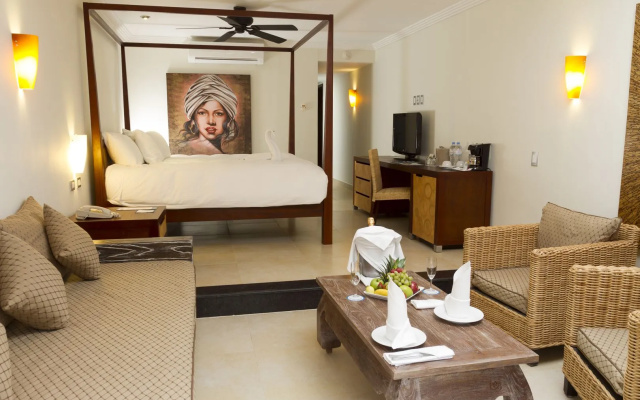 Отель Sandos Playacar All Inclusive