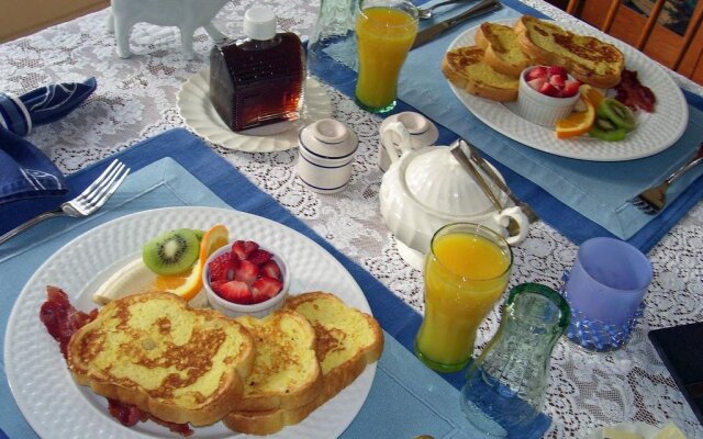 Inn to the Woods B&B