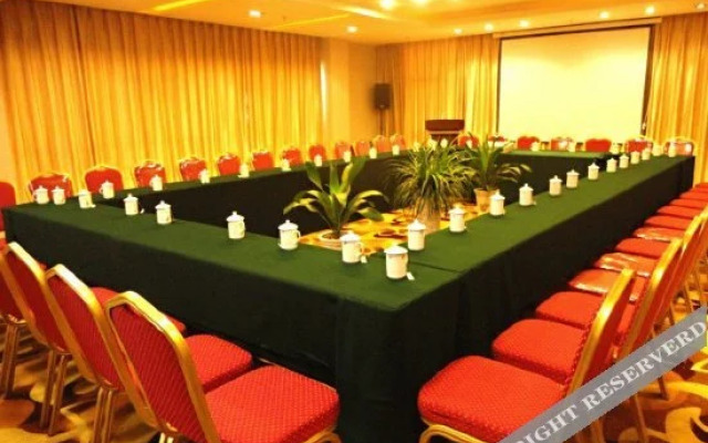 Peninsula Garden Hotel