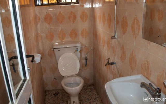 Townhall Hotel & Suites