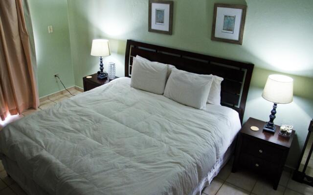 Seaclusions Lookout  Front Beach Condo with AMAZING View (CB227)