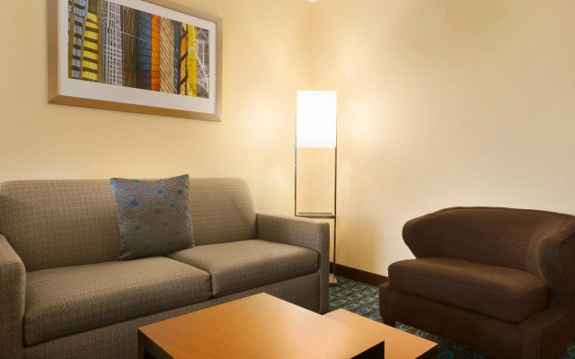 Fairfield Inn & Suites by Marriott Weirton