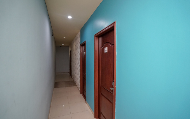OYO 736 Hotel Best Skip