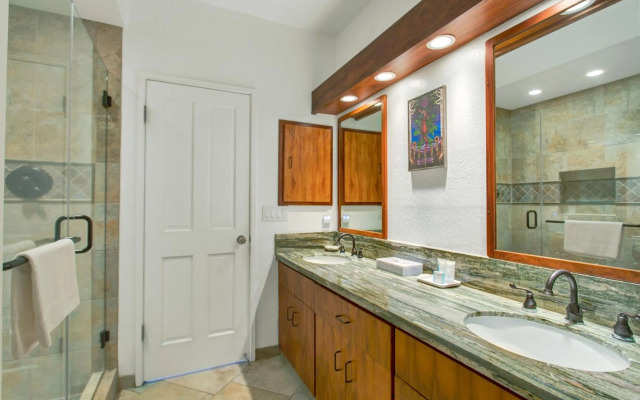 Castle Kanaloa at Kona