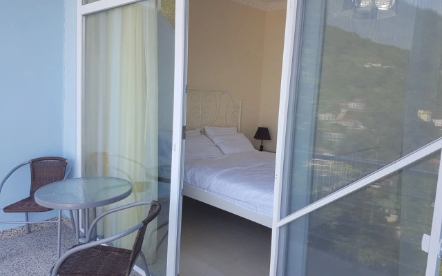 Calypso Kvariati Inn