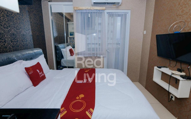 RedLiving Apartemen Green Pramuka - Family Group Tower Orchid