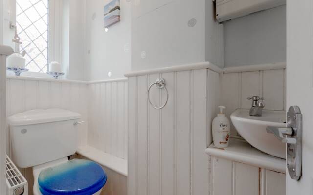 Bright 3 Bedroom House in Canning Town