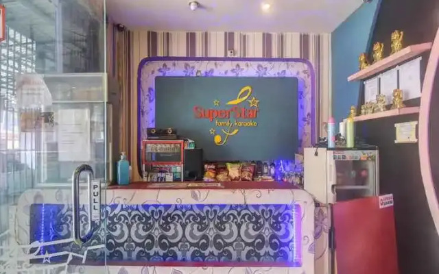 OYO 92040 Superstar Kost Dan Homestay