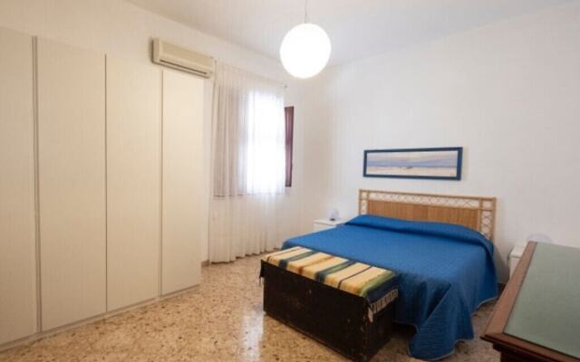 Casa Lisa a due passi dal mare con ampio giardino