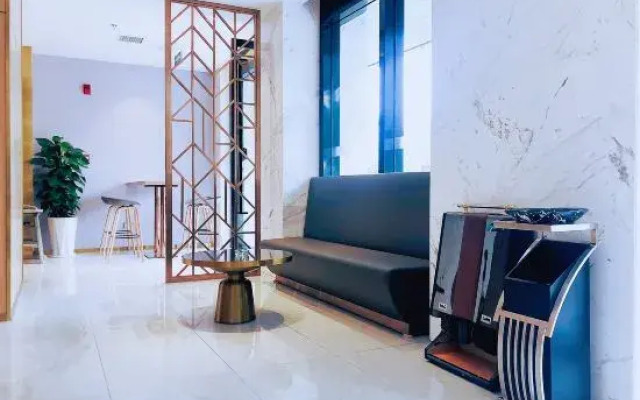 ZheTing Hotel (Jingzhou Jianghan Road No.1 People's Hospital)