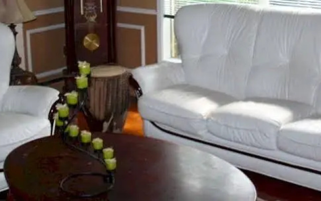 Highland Creek Village Guest House