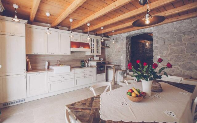 Villa DELUXE in Gabonjin