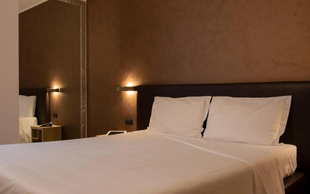 Euro Hotel Residence