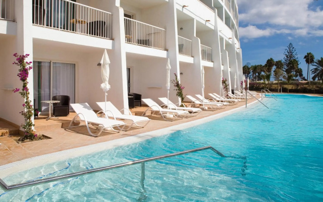 Sunprime Atlantic View Suite & Spa