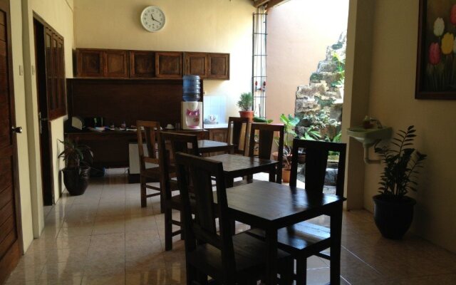Larasati Guest House
