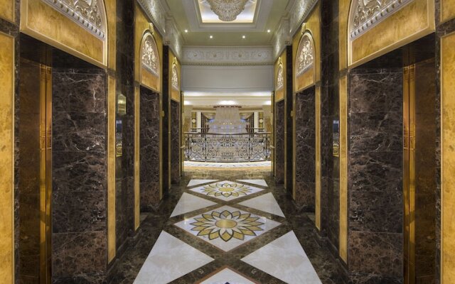 Royal Rose Abu Dhabi, a Curio by Hilton Affiliated Hotel