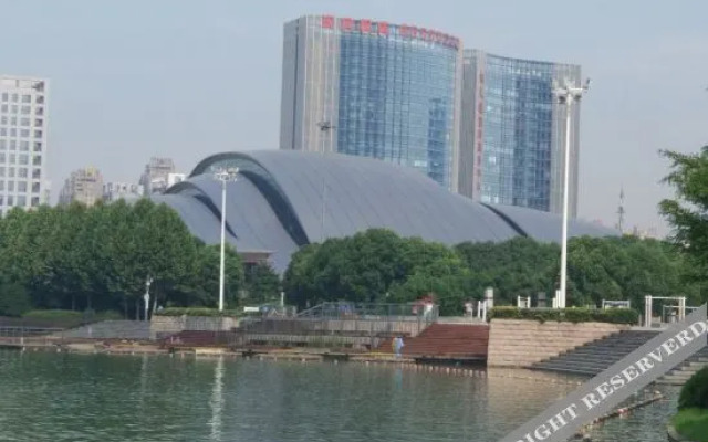 Palm Lake Serviced apartment