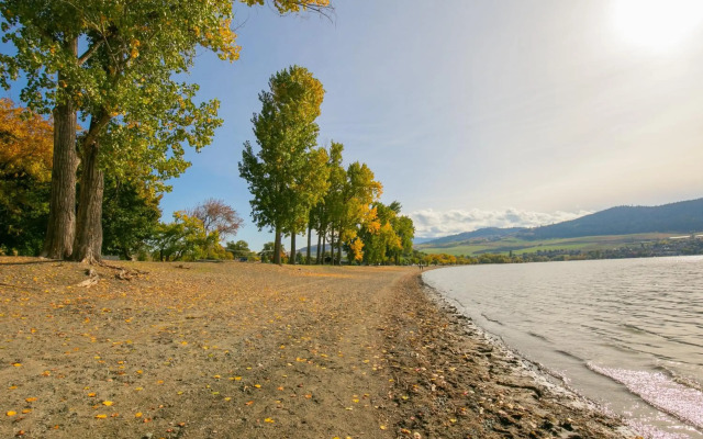 Holiday Inn Express And Suites - Vernon by IHG