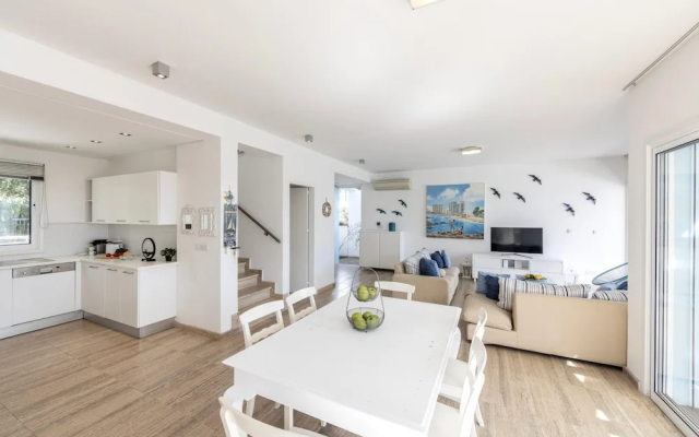 Protaras Nausica Blue Seaside Villa