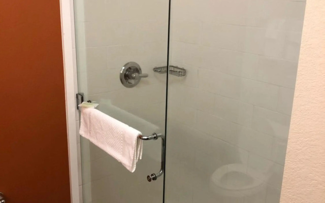 Sleep Inn Cartersville - Emerson Lake Point