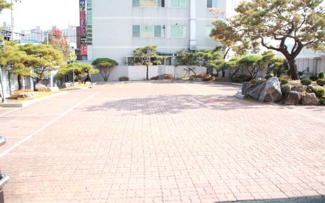 Andong Win Hotel