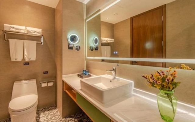 GME Hefei Qianshan North Road Phoenix City Hotel