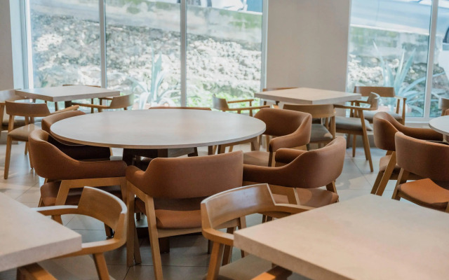 Comfort Inn Monterrey Valle