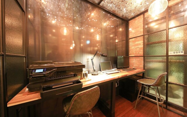 Ansan Queens Hotel