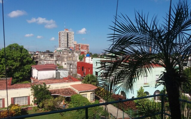 Gran Terraza Mylena & Otto's apartment in Havana