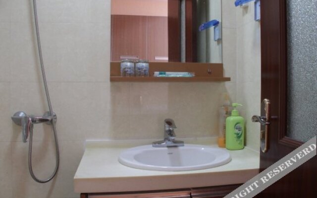 Jingjing Theme Apartment Hotel